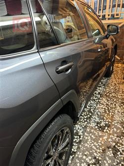 تۆیۆتا ڕاڤ 4